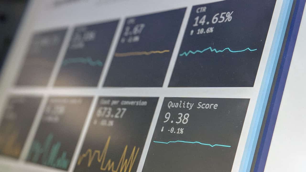 Real-time regional data collection dashboard